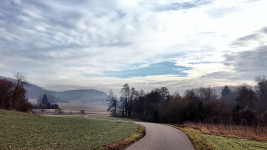 Winterlicher Heidelsheimer Weg. Klicken Sie fr ein greres Foto.